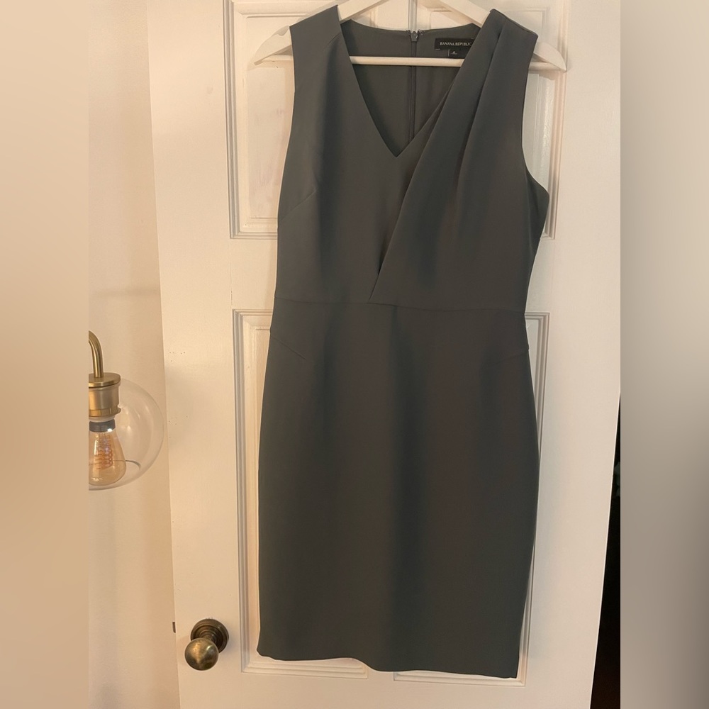 Banana Republic Gray Silky Sheath Dress - Size 6 - Never Worn, No Tags